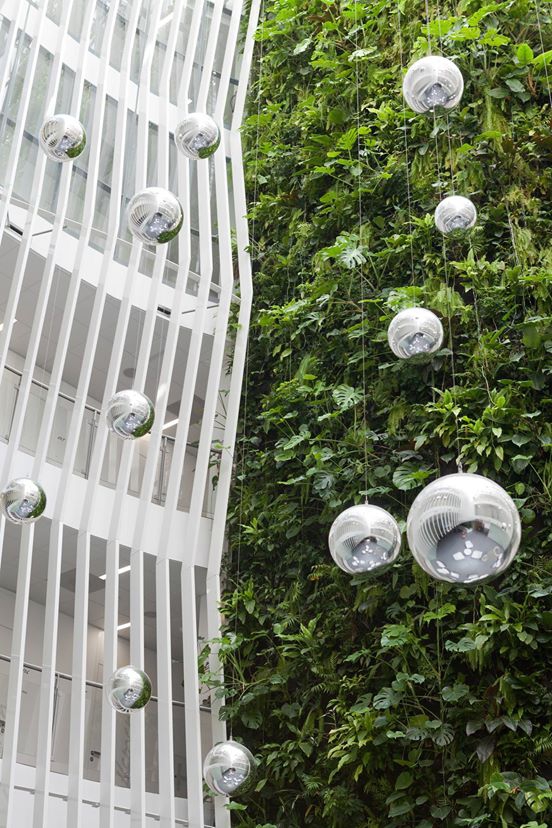 Kancelář - Přísné i rozverné kanceláře firmy KKCG