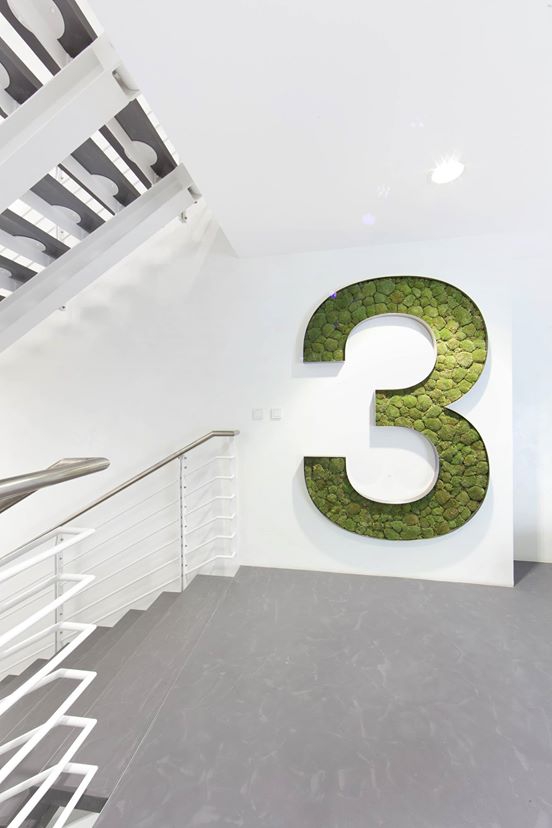 Kancelář - Přísné i rozverné kanceláře firmy KKCG