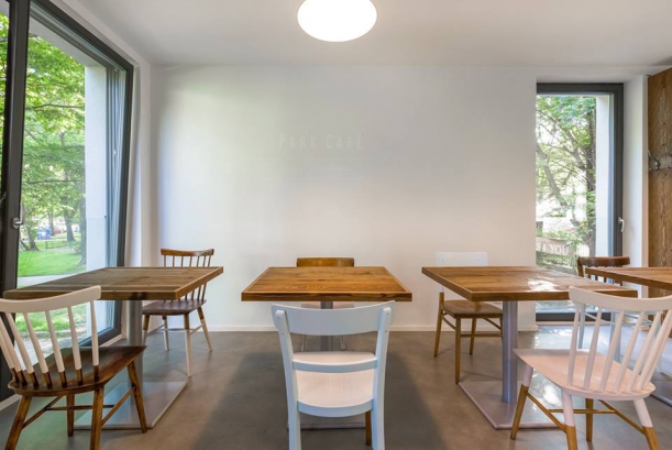 Bar / restaurace / café - Park Café: Když elektřinu nahradí vůně kávy