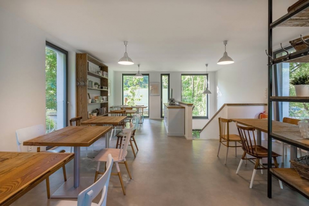 Bar / restaurace / café - Park Café: Když elektřinu nahradí vůně kávy