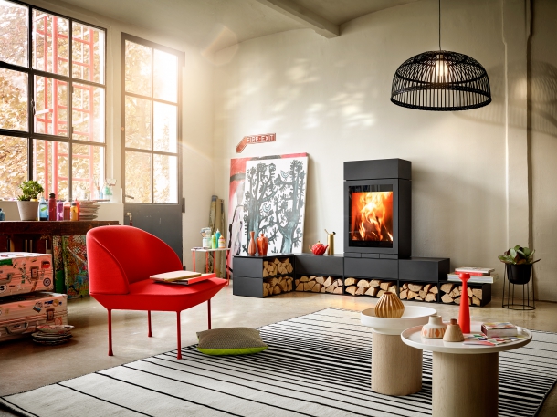 Inspirace - Skantherm: Designová krbová kamna jako funkční šperk domova