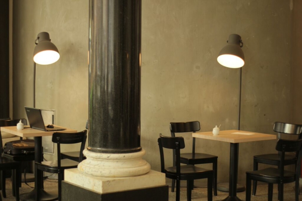 Bar / restaurace / café - Kafe Damu: Inspirováno prostorem