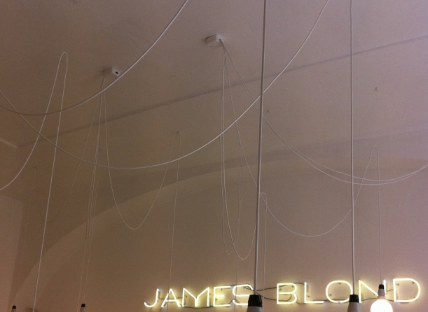 Kadeřnictví - Blond - James Blond