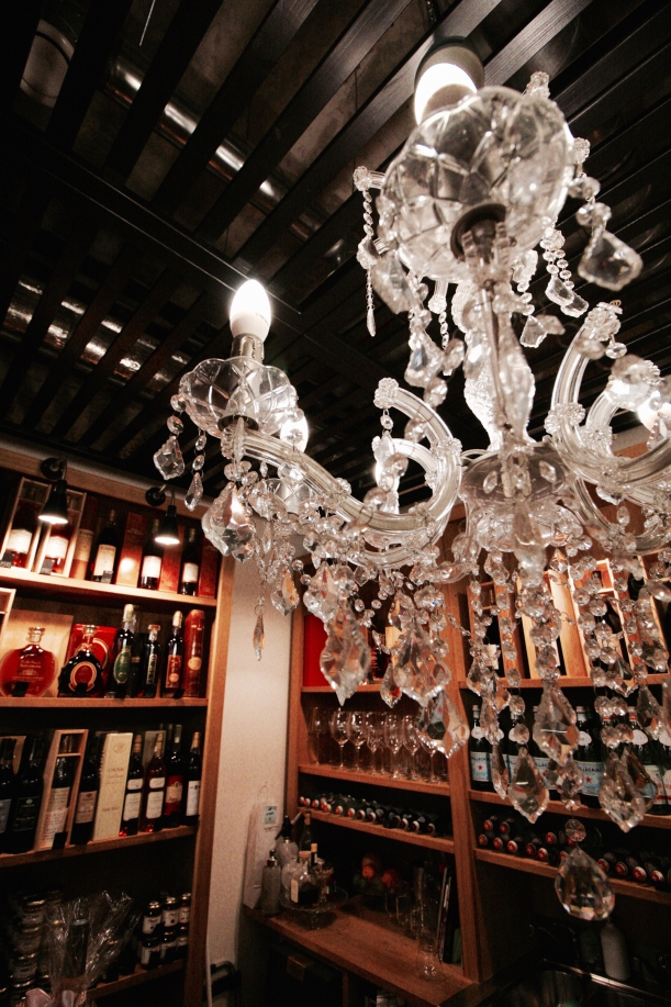 Bar / restaurace / café - Vinotéka U Mouřenína: Když víno udává atmosféru