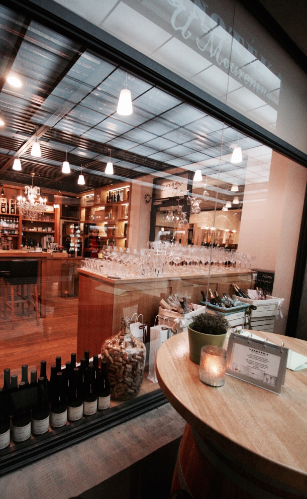 Bar / restaurace / café - Vinotéka U Mouřenína: Když víno udává atmosféru