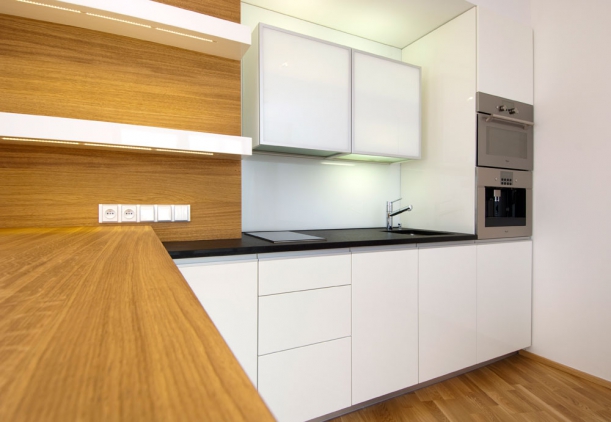 Nábytek - Když nábytek padne, jak má