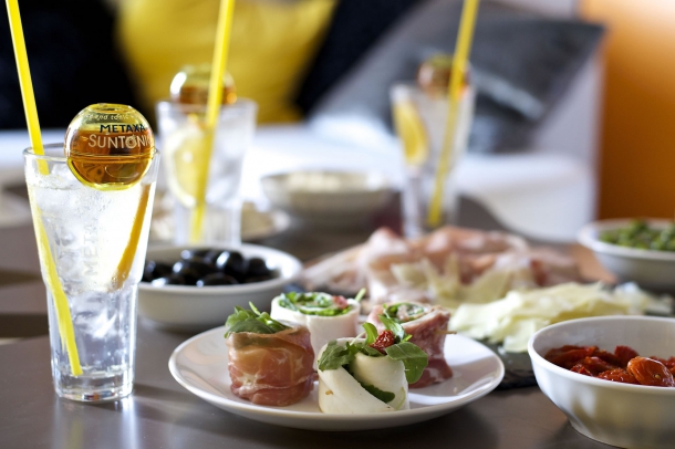 Události - Metaxa Partyhaus: obývací pokoj pro nevídanou party