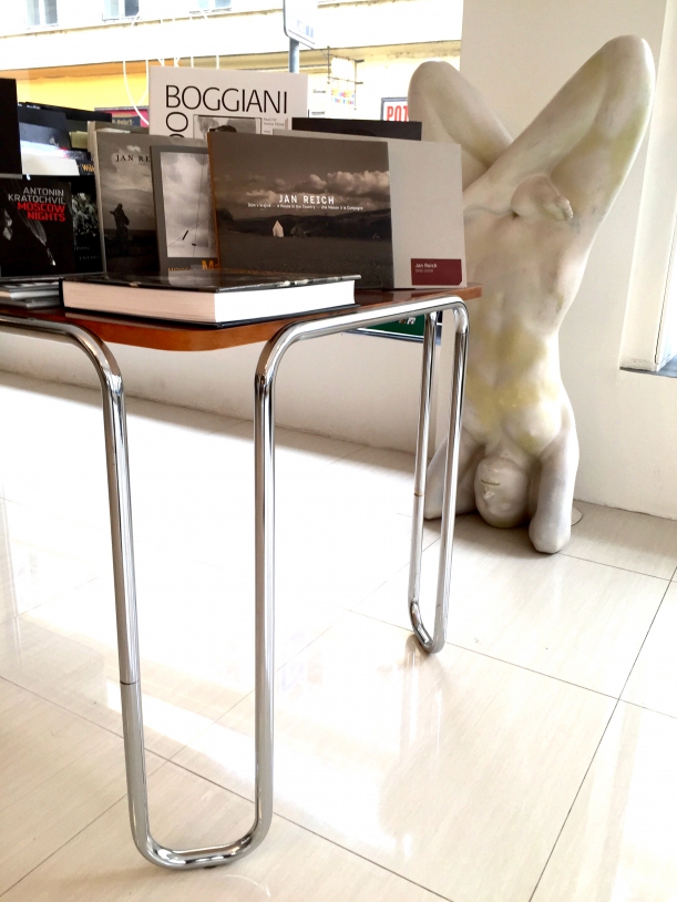 Obchod - KAVKA: Knihkupectví s vášní pro architekturu a design