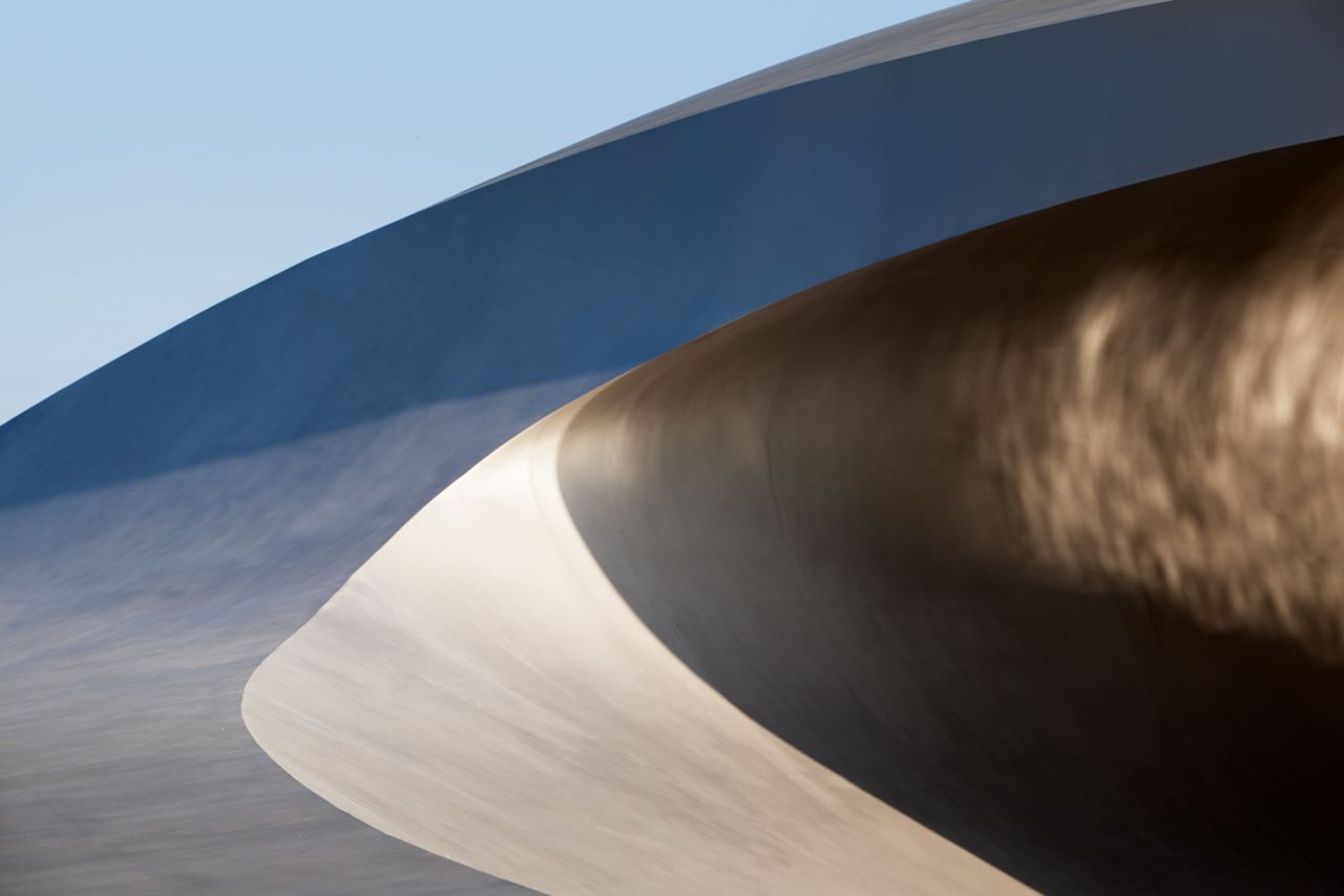 Pavilon je veřejnosti přístupný od loňského června a zahrnuje i audiovizuální expozice. Na své si přijdou i nejmenší návštěvníci, kteří si zde mohou nechat vystavit dětský řidičský průkaz.  