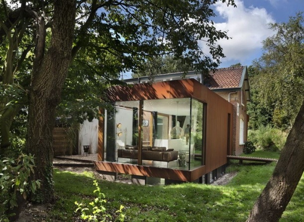 Výstavy - Nádražní domek v Santpoortu