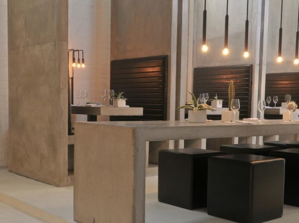 Nábytek - Restaurace Workshop v Palm Springs