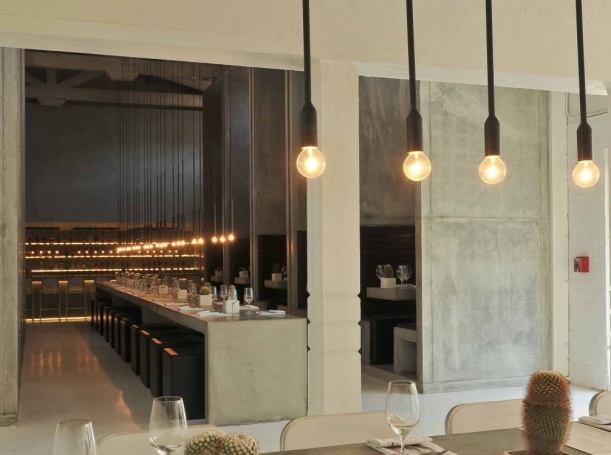 Nábytek - Restaurace Workshop v Palm Springs