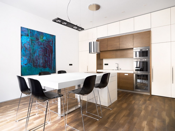 Interiér - Delikátní kuchyně ateliéru DELICODE