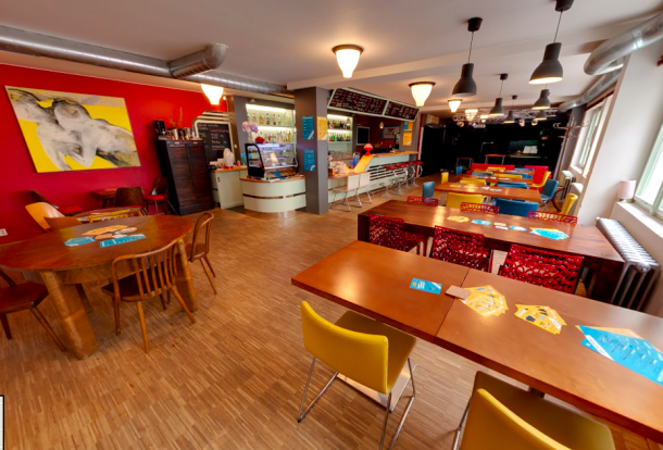 Bar / restaurace / café - Kavárna Nudný otec: Nejnudnější podnik na světě