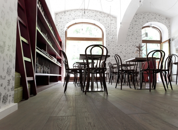 Bar / restaurace / café - Veltlin: Autentická atmosféra v Karlíně