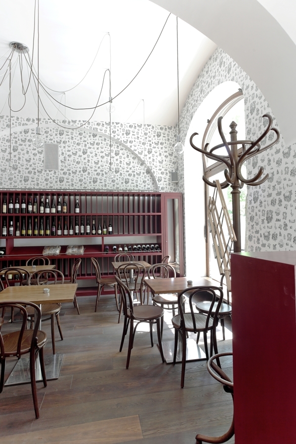 Bar / restaurace / café - Veltlin: Autentická atmosféra v Karlíně