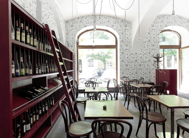 Bar / restaurace / café - Veltlin: Autentická atmosféra v Karlíně