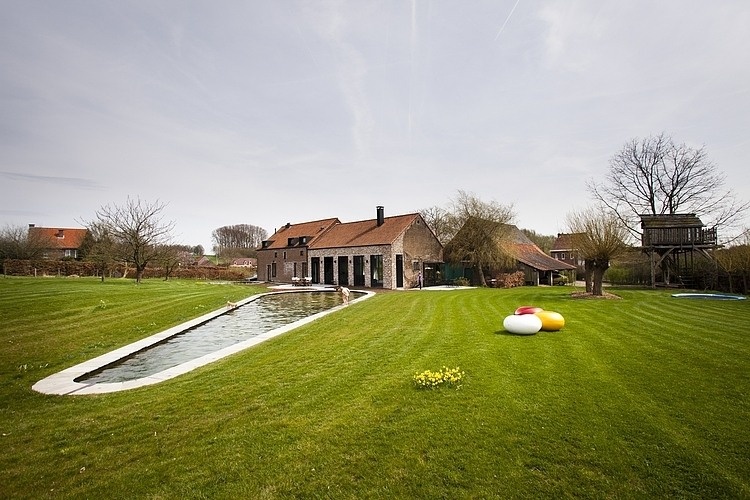 Statek nedaleko Bruselu