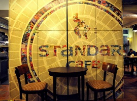 Standard Café