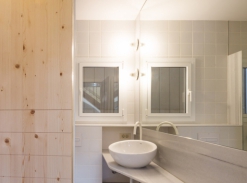 Byt v pasáži Dos de Maig - koupelna