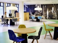 Woodpartners, Nizozemí