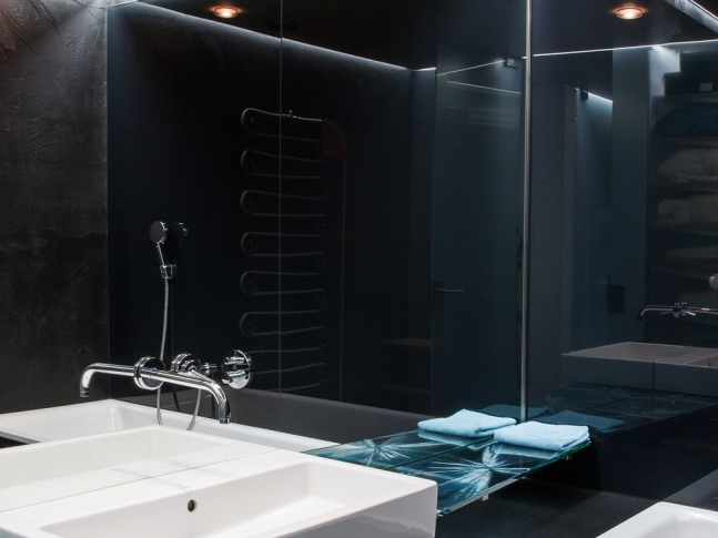 Byt v Tovární - ložnice s koupelnou Byt v Tovární - ložnice s koupelnou