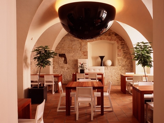 Kavárna a galerie 7_kavarna_galerie2