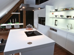 Dejvice Kuchyně půdního bytu