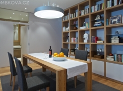 Byt po Adině Mandlové - jídelna