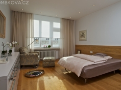 Byt po Adině Mandlové - ložnice