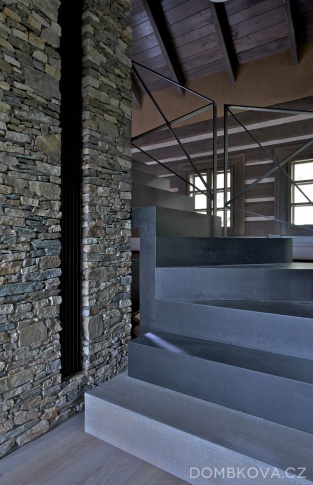 Chalupa v Orlických horách - schodiště