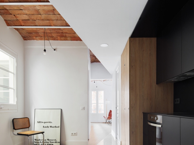 Rekonstrukce bytu v Barceloně - kuchyň 