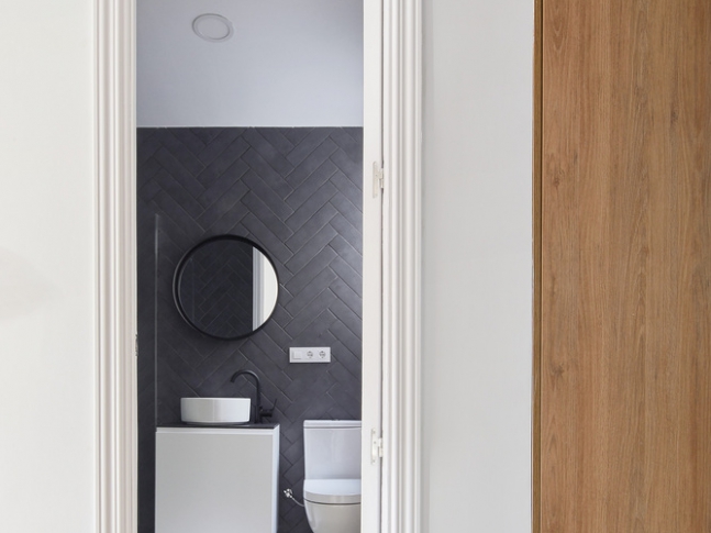 Rekonstrukce bytu v Barceloně - koupelna 