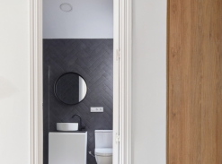 Rekonstrukce bytu v Barceloně - koupelna