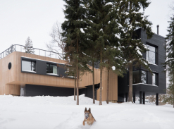 Kino House - exteriér