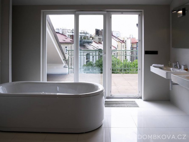 Byt ve Slavíkově ulici - koupelna Byt ve Slavíkově ulici - koupelna