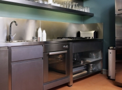 Byt v Haštalské ul. - kuchyně