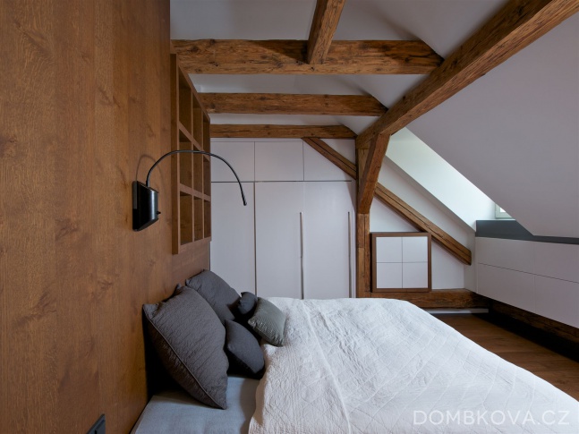 Byt s výhledem na hrad / ložnice Byt s výhledem Pražský hrad / ložnice