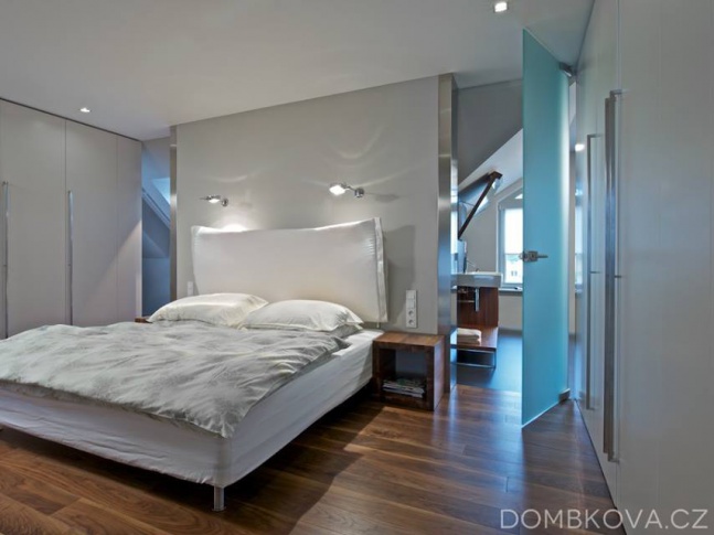 Půdní byt ve vile - ložnice Půdní byt ve vile - ložnice