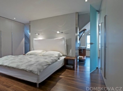 Půdní byt ve vile - ložnice