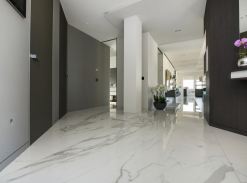 Chodba v La Dolce Vita