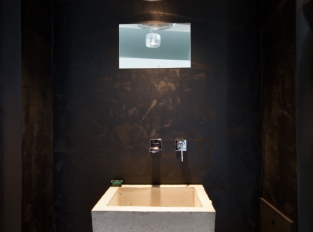 Černá koupelna - RD Osice