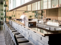 Bar a restaurace Roomers Baden-Baden