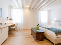 Hotel VENISSA WINE RESORT