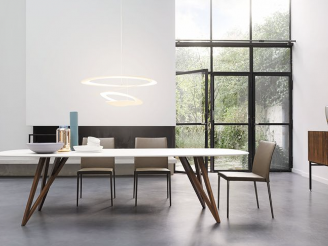 Jídelna jako místo setkávání 