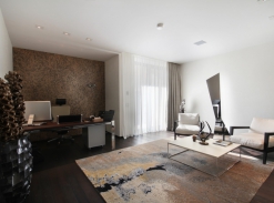 Multifunkční vila - Granite a Pitted