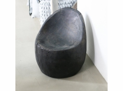 Černé teakové křeslo