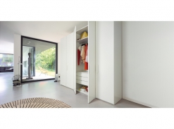 šatní systém BASE Interlübke