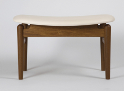 Stolek Chieftain Footstool