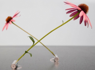 Crucial Detail Váza na květ & podložka pod hůlky